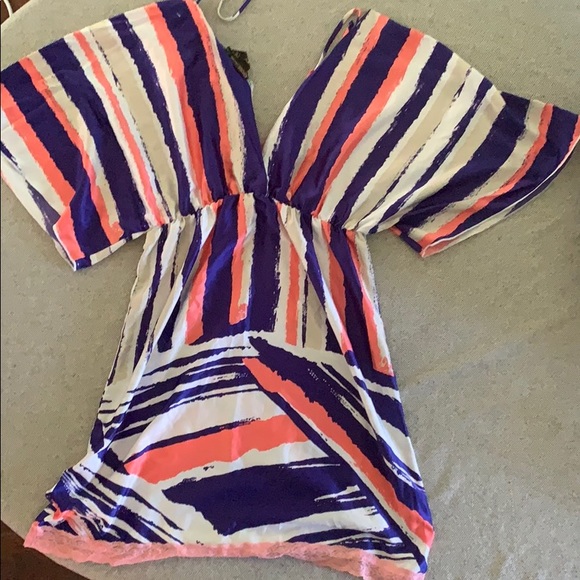 Dress - Picture 1 of 3